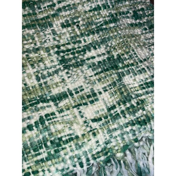 House Beautiful Blanket Chunky Mega Knit Multi Green Soft Fringe - Picture 3 of 5